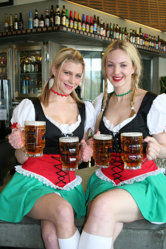 oktoberfest-girls.jpg